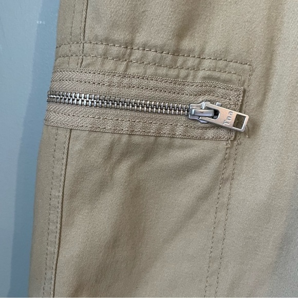ARITZIA TNA Azure Skies Cargo Jogger Olive Beig small - Picture 6 of 16